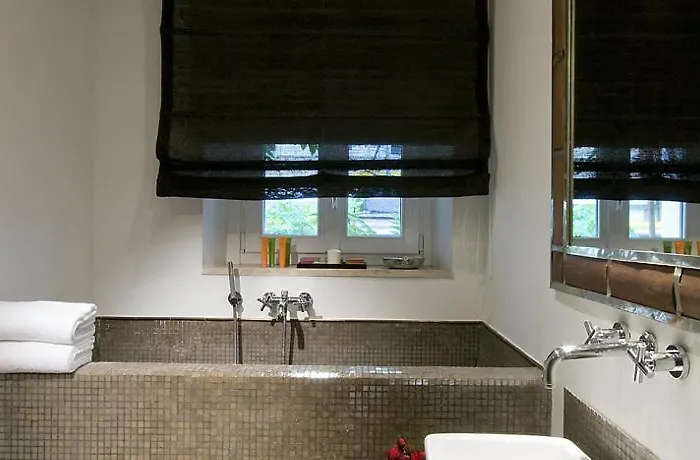 Moses Fountain 4* Rom